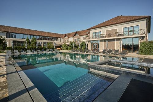 Underhill Resort&Spa