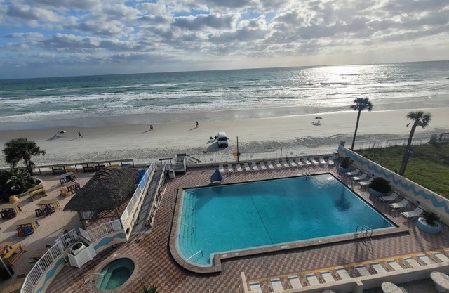 Unforgettable getaway in Daytona Beach, Florida