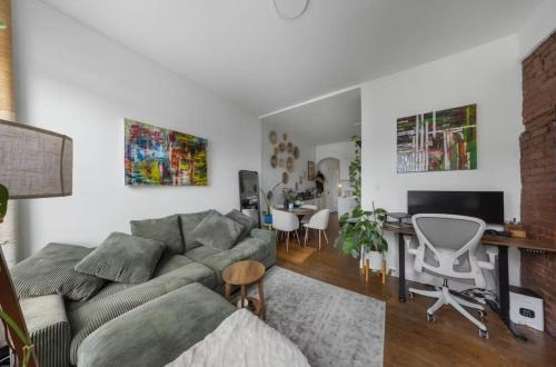 Union Square Sanctuary - Chic One Bedroom Retreat in Downtown Manhattan