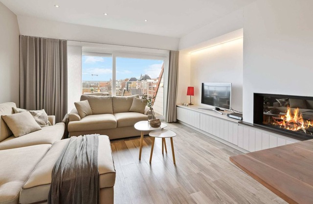Unique apartment with sunny terrace in Middelkerke