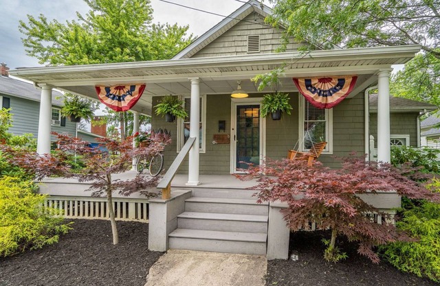 Unique Charm, Conveniently Located