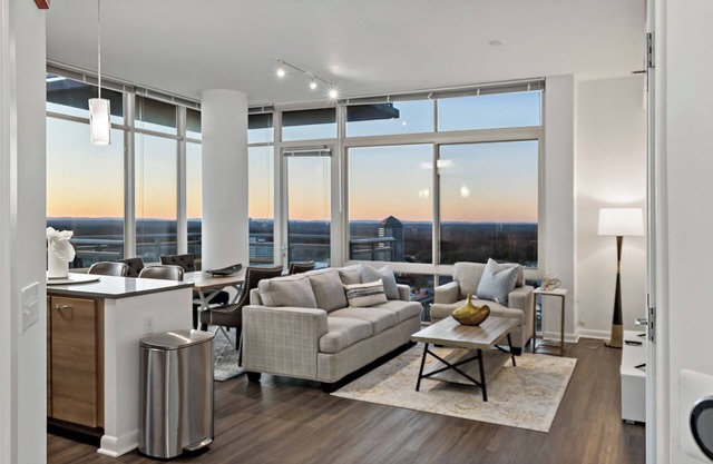 Unique Collection | Luxury | Tysons | Rooftop Pool