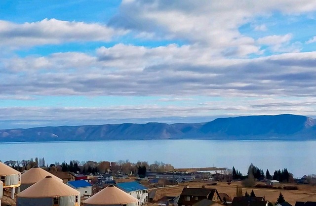 UNIQUE Place to stay-Rendezvous Yurt-close to beach-VIEWS!