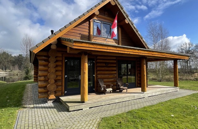 Unique wooden Villa (6p) with sauna in Twente 2