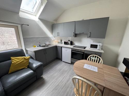 Unit 3 Modern Self Contained Apartment