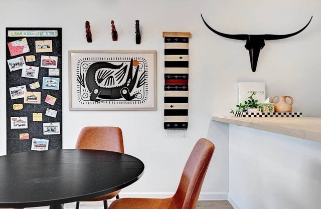 Unit A Willowrun · Artist Retreat by SoCo w/PRKG | Sleeps 4