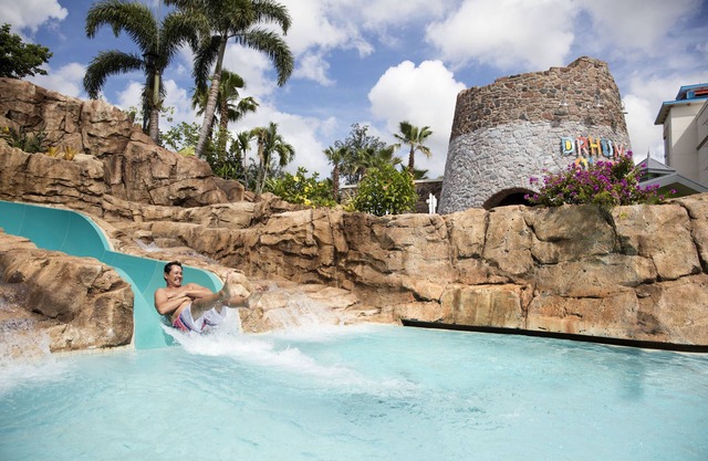 Universal's Loews Sapphire Falls Resort