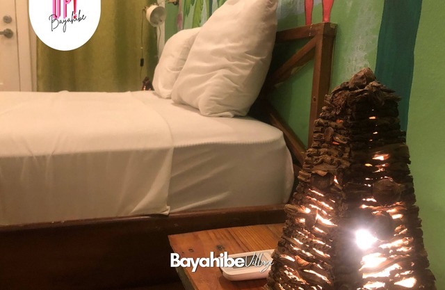Up! Bayahibe - Artistic Lodge Near Colorful Murals, Minutes From the Sea