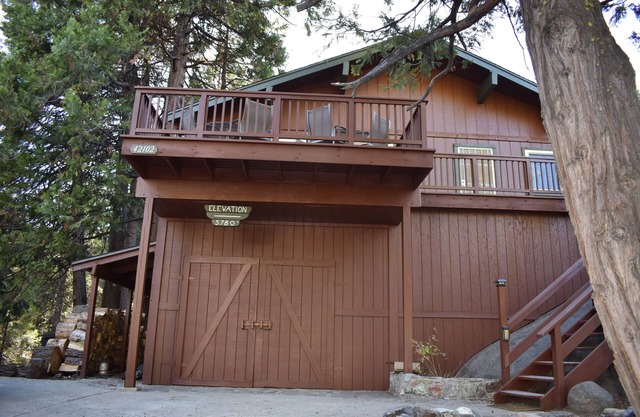 Upon This Rock Cabin at Shaver Lake