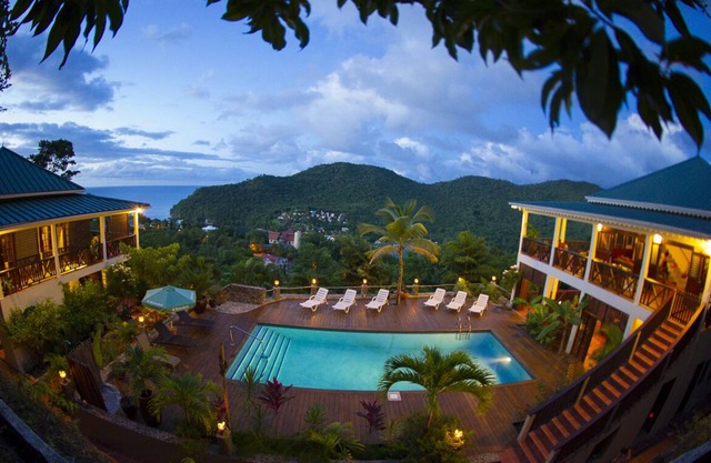 Upper Level apartment overlooking Marigot Bay