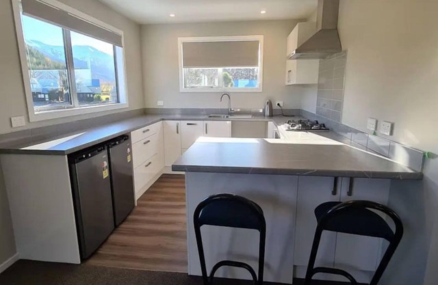 Upper Lodge (6 Bed) Pudding Hill