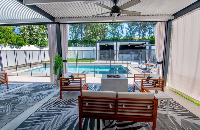 Upscale Oasis with Pool, Spa & Game Room!