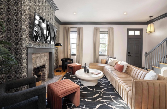 Upscale Renovation - Free Parking