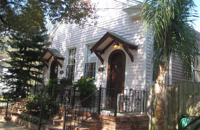 UPTOWN NEAR AUDUBON PARK/ST. CHARLES AV. OSCHNER