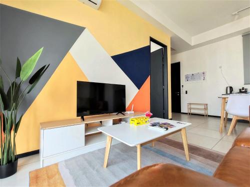 Urban Suites, 2 Rooms, 5 Pax, Free Car Park