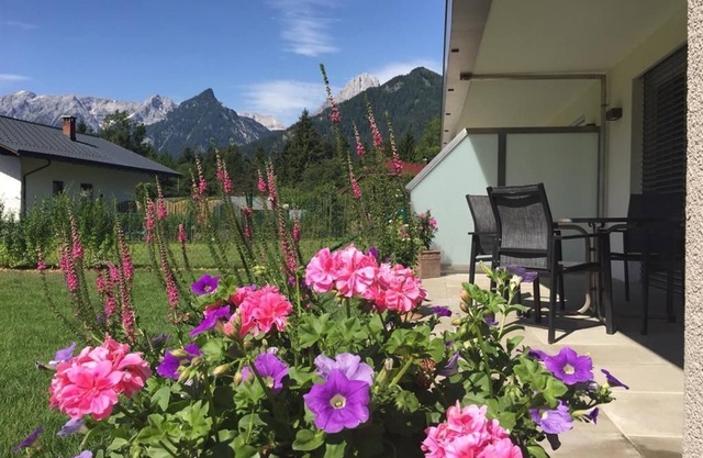 Urlaubsapartments Pfleger - Apartment A, shower or bath, WC, 1 bedroom