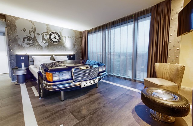 V8 Hotel Motorworld Region Stuttgart, BW Premier Collection