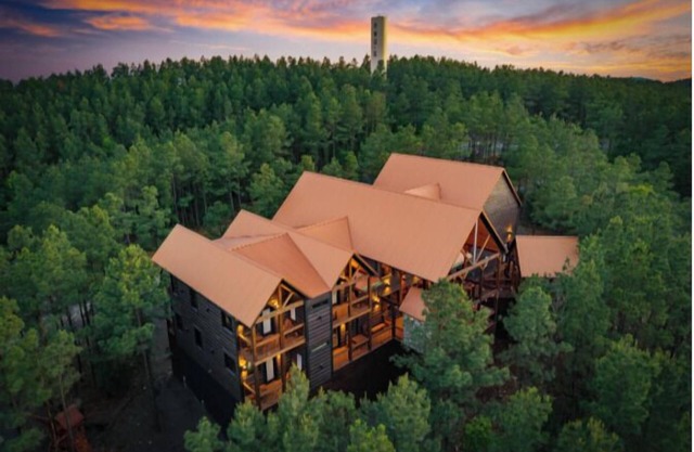 Vacana SBM, Indoor Pool, Movie Theater, Game, Multi Family