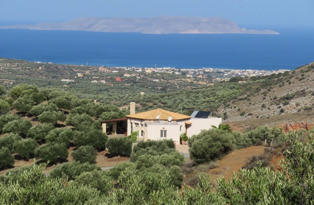Vacation home for 4 guests with 148m² in ΚΑΛΟ ΧΩΡΙΟ ΠΕΔΙΑΔΟΣ ΚΡΗΤΗ (250569)