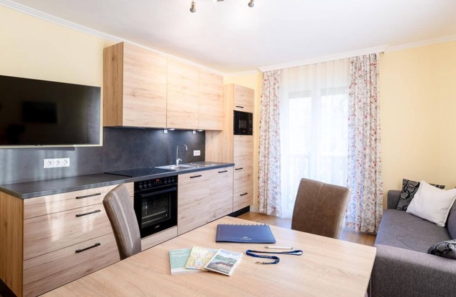 Vacation apartment 2 - Erlebnisbauernhof Tschom