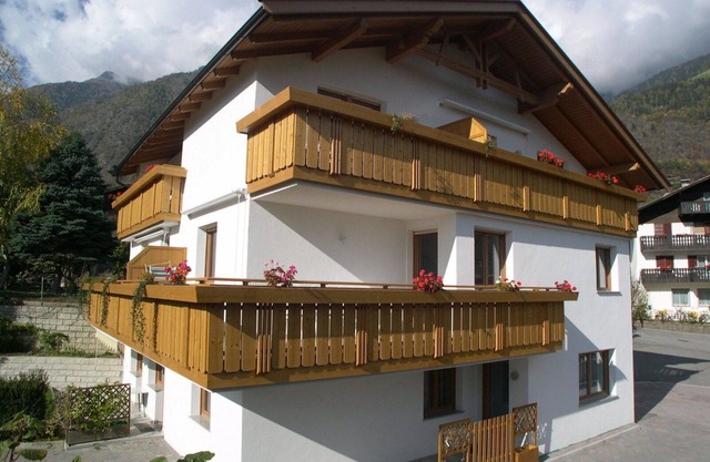 Vacation apartment/apartment for 5 guests with 65m² in Parcines (125972)