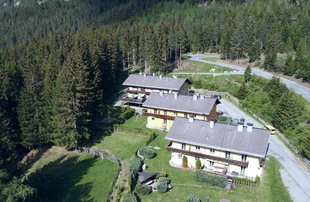 Vacation apartment/apartment for 4 guests with 65m² in Nauders (165496)