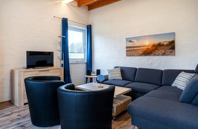 Vacation apartment/apartment for 2 guests with 60m² in Aurich (184941)