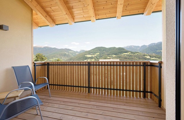 Vacation Apartment "Teutenhofer Apfel" on the Farm with Mountain View & Garden