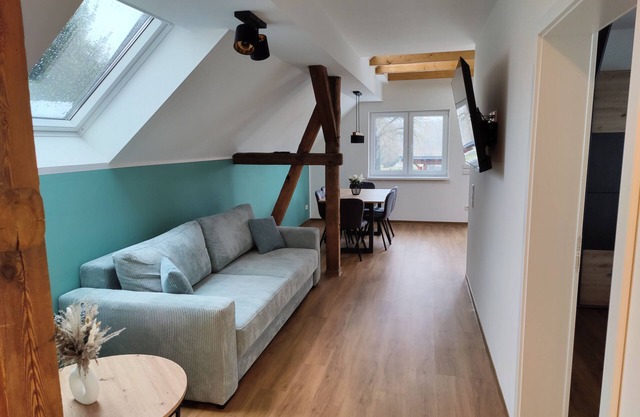 Vacation apartment with direct access to the cycle & footpath around Lake Halbendorf