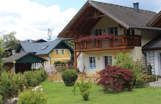 Vacation cottage Pepi
