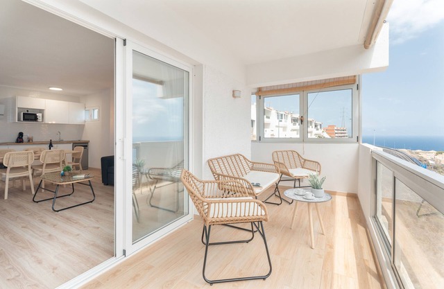 Vacation 'La Bahia' with breathtaking mountain and sea views from the terrace