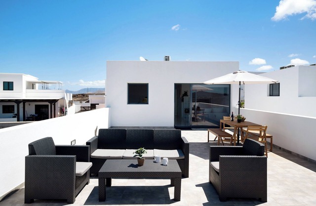 Vacation Home 'Brisa 3' with Sea View, Wi-Fi and Air Conditioning