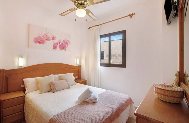 Vacation Home 'Casa Nanda' with Sea View, Private Terrace & Wi-Fi