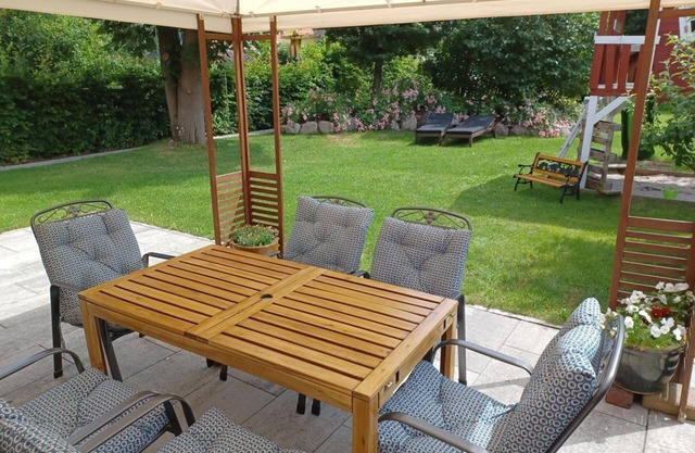 Vacation home "Schön hier" - Holiday home, shower or bath, WC, 4 or more bedrooms