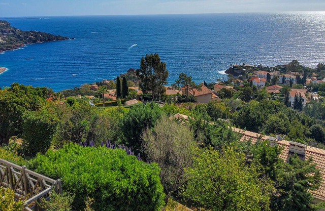 Vacation home with fantastic sea views and close to the beach - 650 SRA