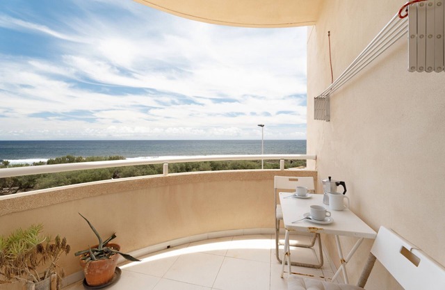 Vacation 'La Arena By Médano Rentals' with Sea View, Balcony and Wi-Fi