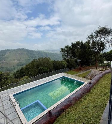 VagaMist Pool Resorts