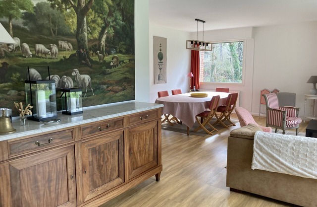 Val d'Ailly, spacious house immersed in its garden, in Varengeville sur mer