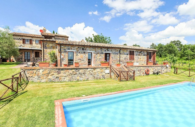 Val d'Orcia by Interhome