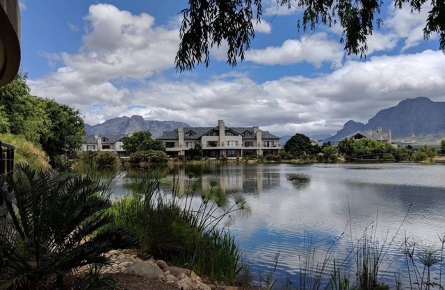 Valley Golf Lodges