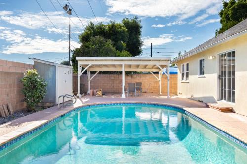 Valley Ranch With Pool