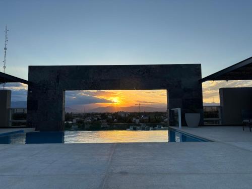 Valley Suites Apartamentos Premium con Cochera, Gimnasio y Piscina