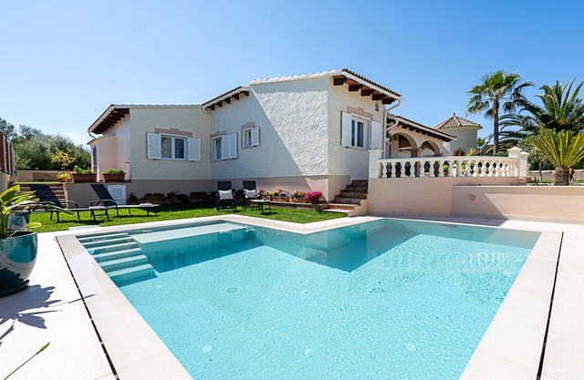 Valoca Wellnessurlaub mit Pool & Whirlpool in Son Serra de Marina