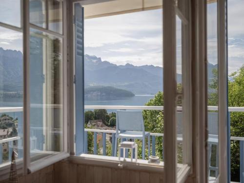 Venez Chez Vous La Maison Bleue