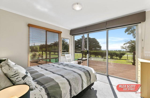 VENTNOR FARM 2-6 GUESTS PETS WELCOME