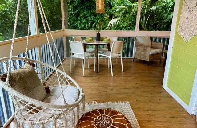 Verde Cottage (2BR/1BA) Peaceful Rainforest Oasis!