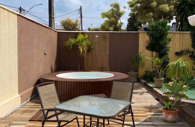 Very good house, well located, close to shops in general and Geribá beach