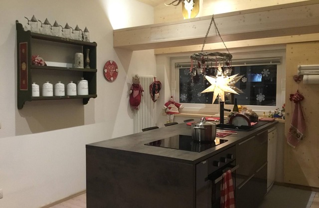 Very cozy and nicely furnished apartment in the attic.