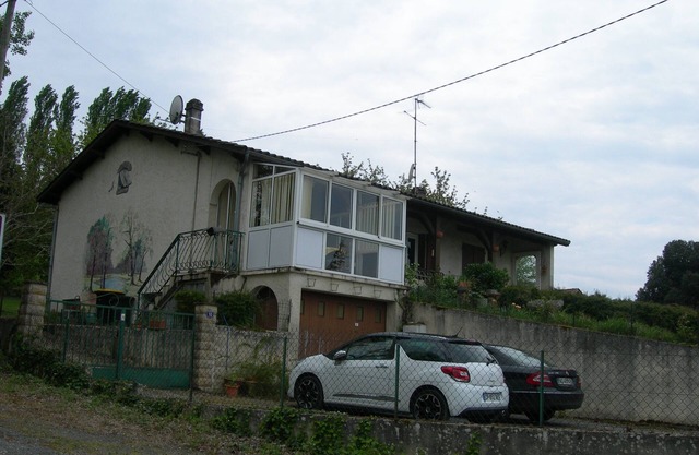 very nice country house.