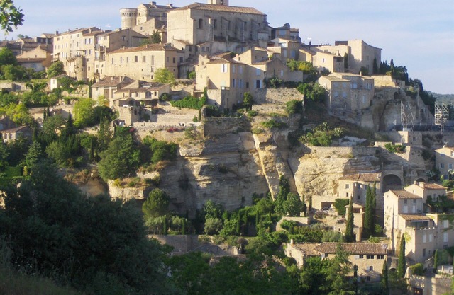 Very nice gîte *all comforts next to Les Baux de Provence at the foot of the Alpilles